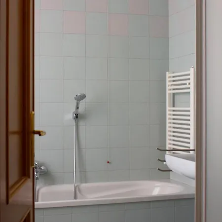 Moderno E Tranquillo