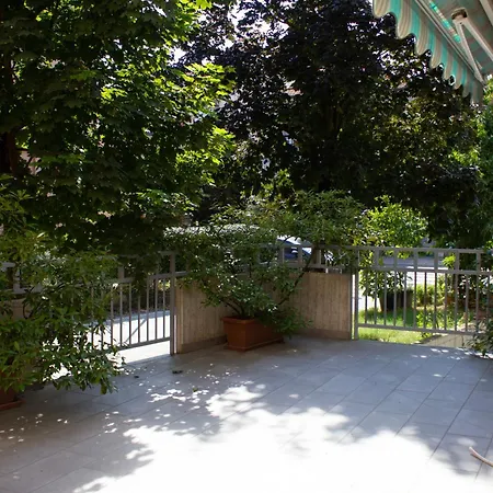 Moderno E Tranquillo Placência